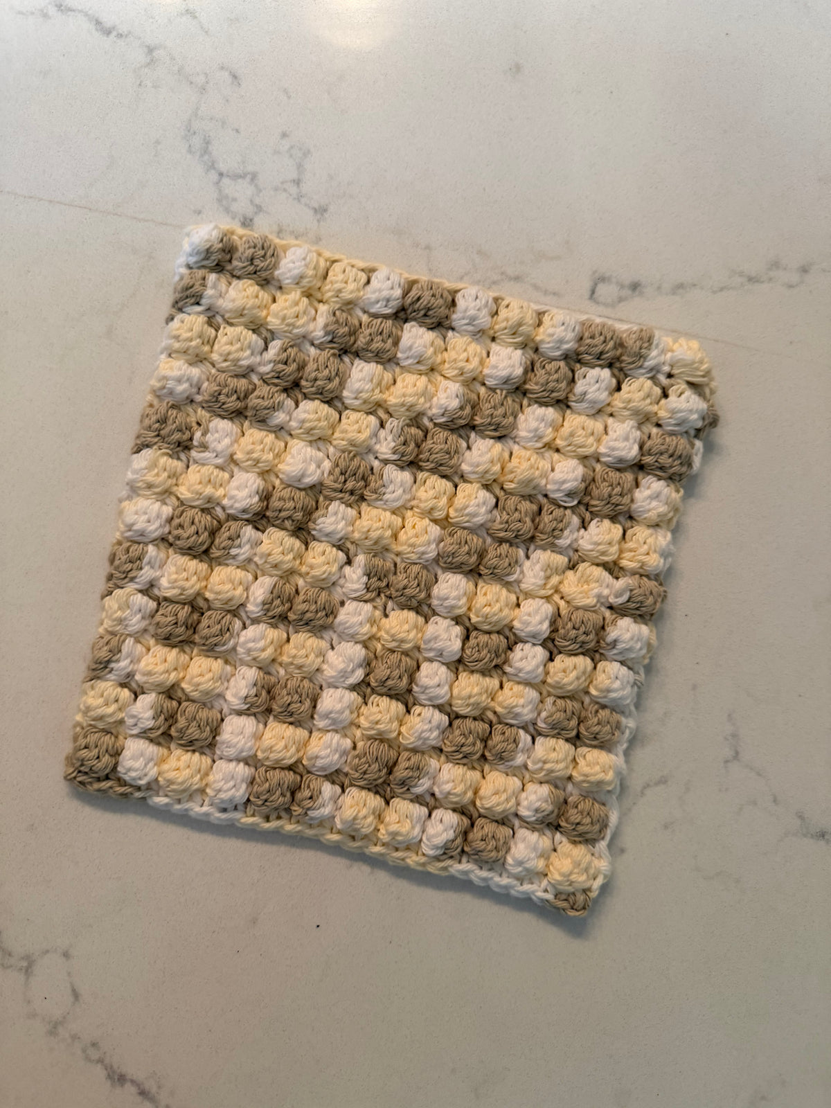 Bobble stitch hotpad
